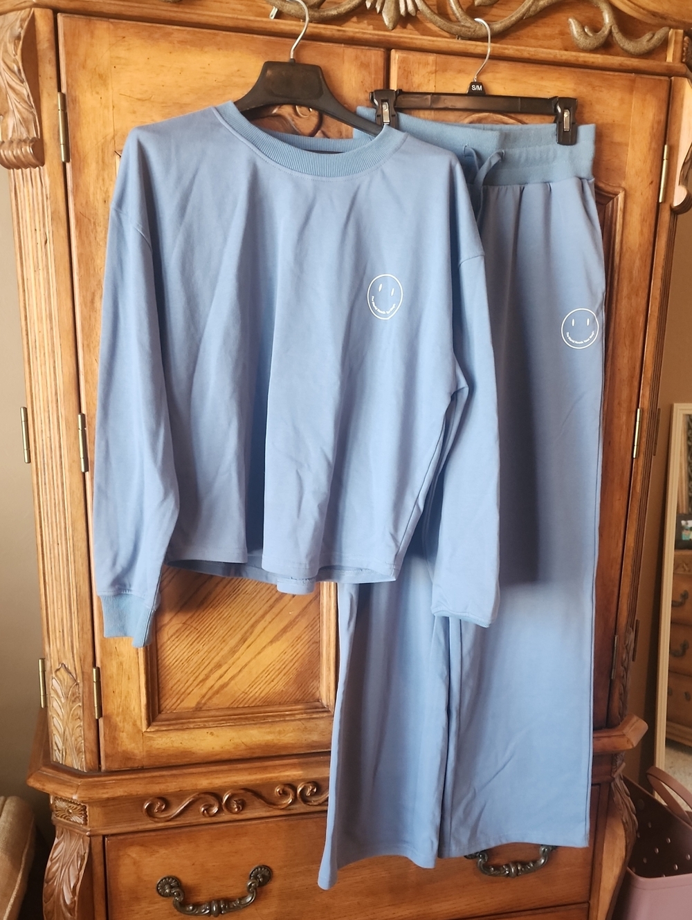 Jade By Jane "The World Needs Your Magic" 2pc Set Small Dusty Blue